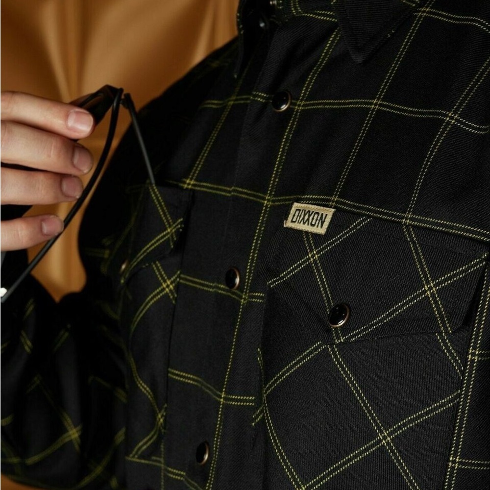 DIXXON Black Plaid Button-Up Work Shirt